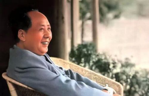 外国人都能理性看待毛泽东，为何我们不能！