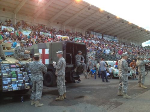 美四星上将用满口脏话演讲说出美国霸权奥秘