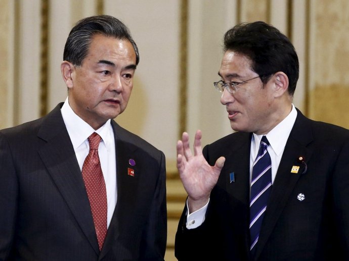[转帖]请不来王毅外长 外相急于访华