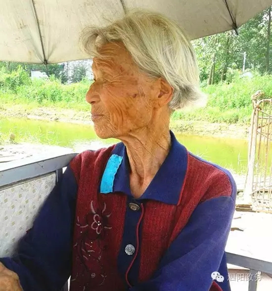泗阳男子带91岁老母亲去工地，真相竟是……