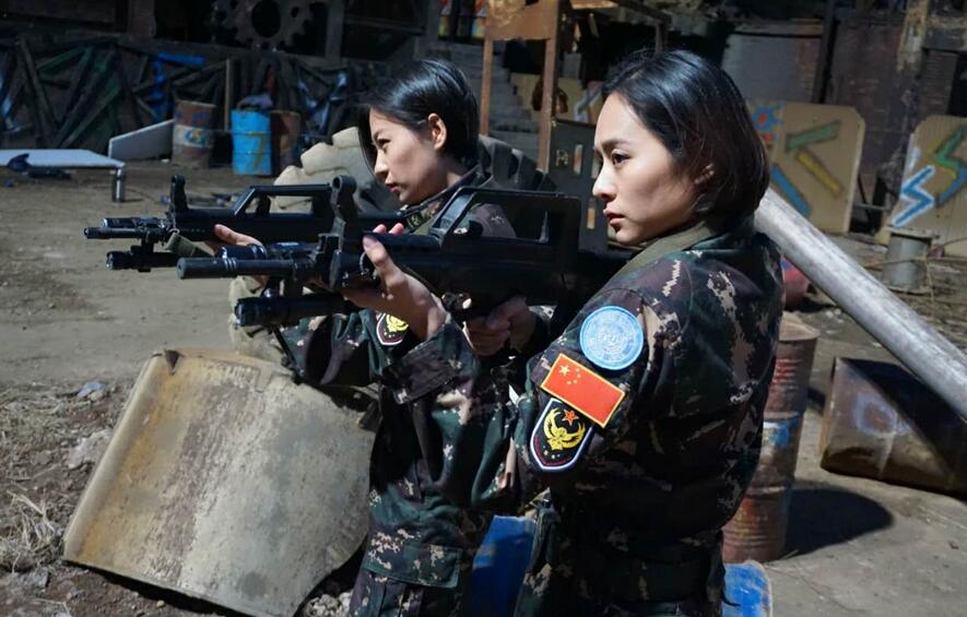 首支女子特战连走上银屏《女兵突击》上演南海夺岛