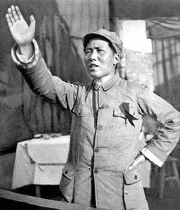 跟随毛泽东身边的人给他起了什么绰号