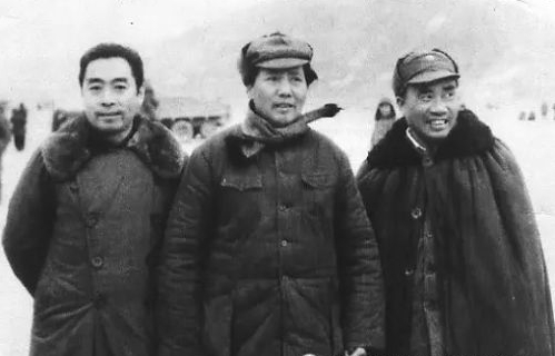 为什么说毛泽东、朱德、周恩来三人组合近乎完美