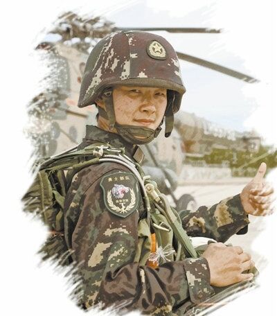 特战玫瑰佟传蕊：军营让我脱胎换骨