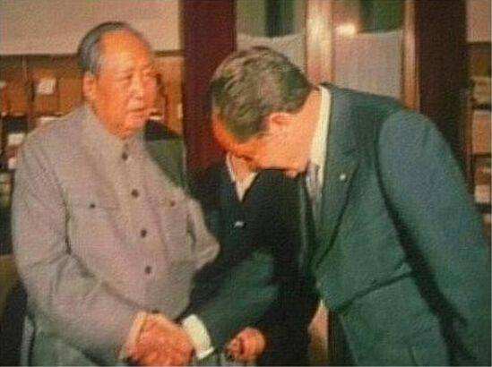 胡新民：毛泽东著作影响了多少人？——纪念毛泽东主席逝世43周年