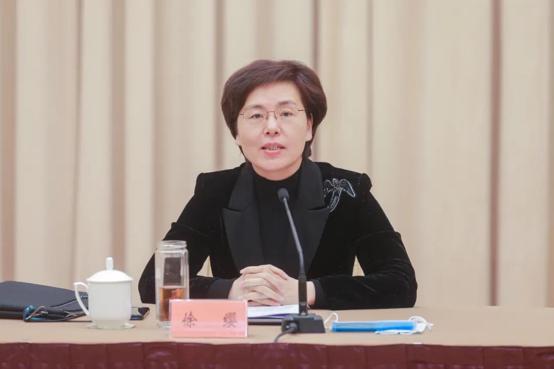 江苏召开自媒体发展座谈会 张爱军作出批示