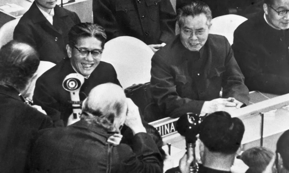 50年前，中国人民和世界人民在这场大会上取得了胜利！