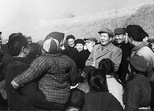 人民领袖毛泽东的诞生，才是全世界人民的圣诞
