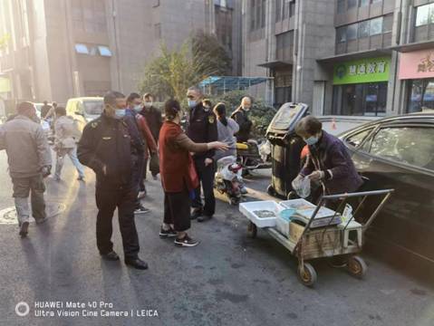 推进“六要六不要”，武汉市江岸区车站街路长们在行动