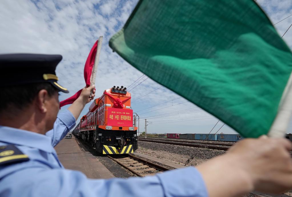 大势所趋：中国前行之路势不可挡——把握中美关系正确航向系列评论之五