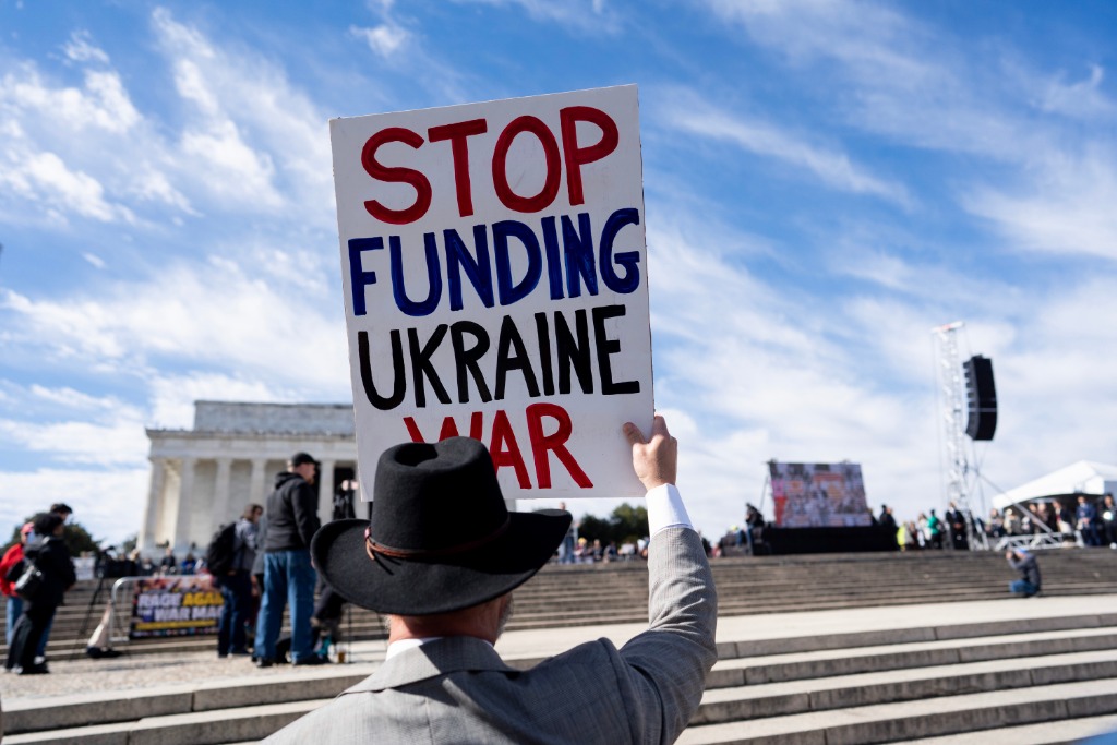美国再援乌克兰 更多美国人表示反感