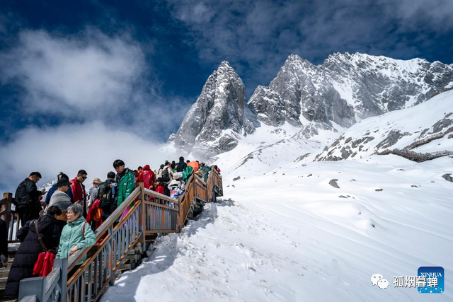 孤烟暮蝉：莫怪将登山满雪，总有高峰不可攀