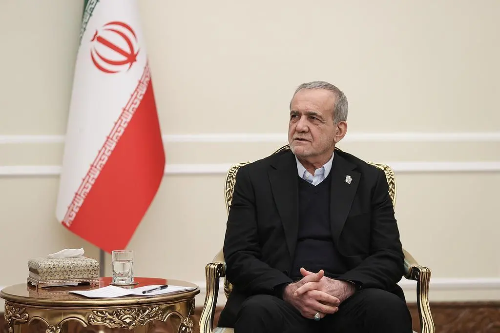 
伊朗总统：美以停止侵略才能结束战争