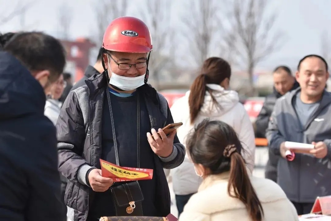 委员建议废除！劳务派遣制度是怎么被异化的？