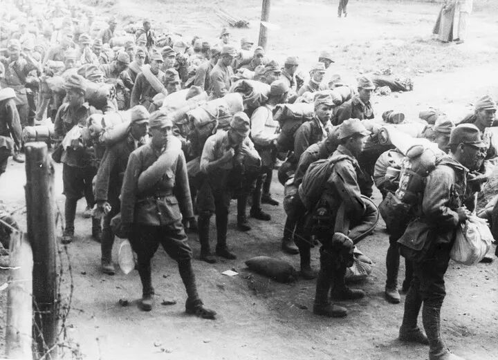 谁给日本历史教科书下了“毒”？