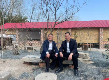 
红馆映初心 笔墨传薪火——江苏泗阳两位基层文化坚守者的时代答卷